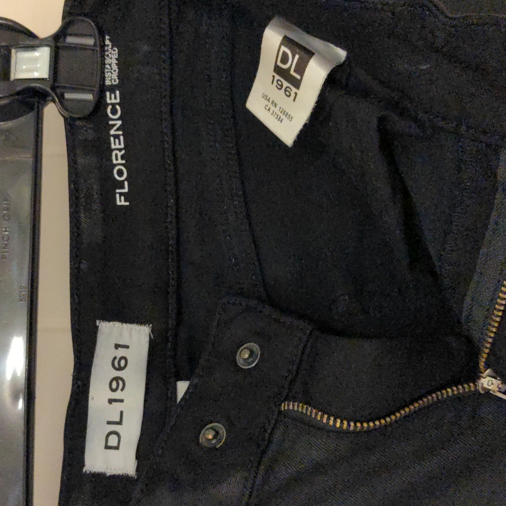 DL1961 Women's Florence Instasculpt Mid-Rise Skinny Fit Cropped Jean - Picture 5 of 5
